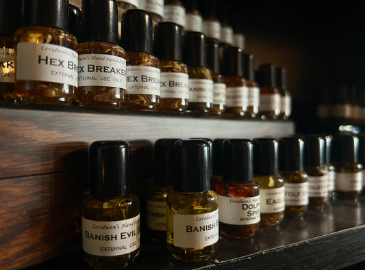 Ceridwen’s Hand Blended Oils