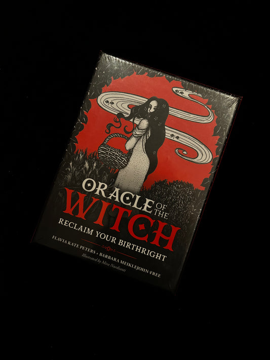 Oracle of the Witch - Flavia Kate Peters & Barbara Meiklejohn-Free